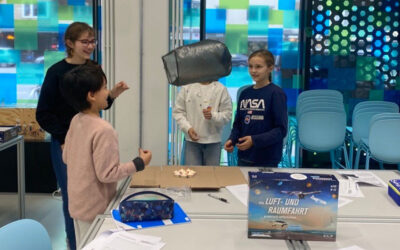 Auf in die Welt der Luft- und Raumfahrt – junge Forschende heben ab!